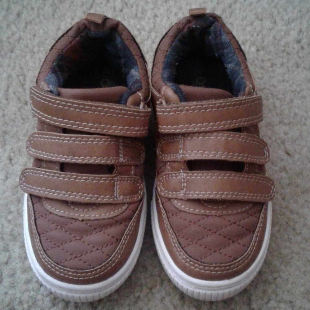 Brown Casual Shoes
